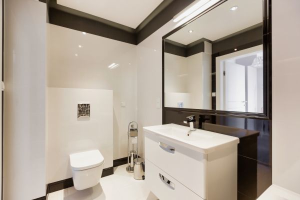 Business Bathroom Remodeling in Tucson